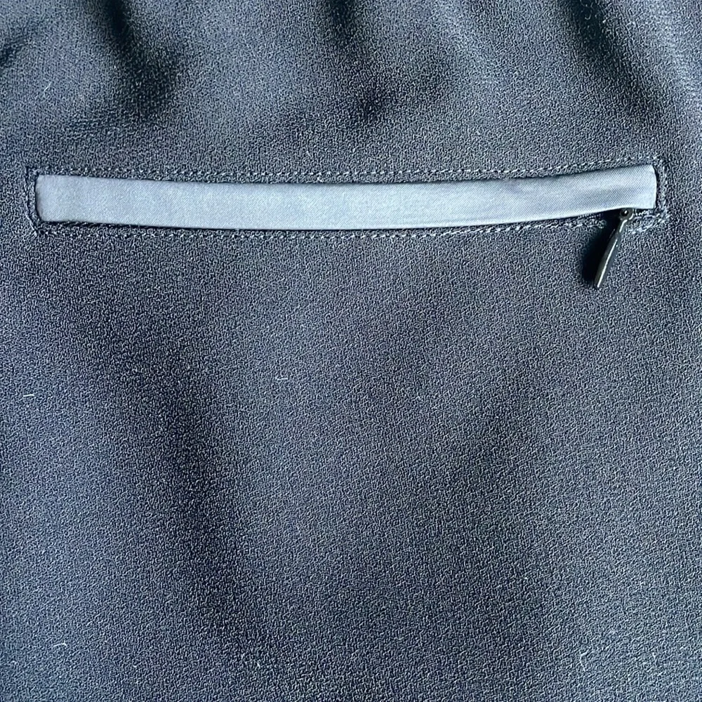 Vince Performance Jogger Pants, black, size S, excellent condition - Picture 7 of 7